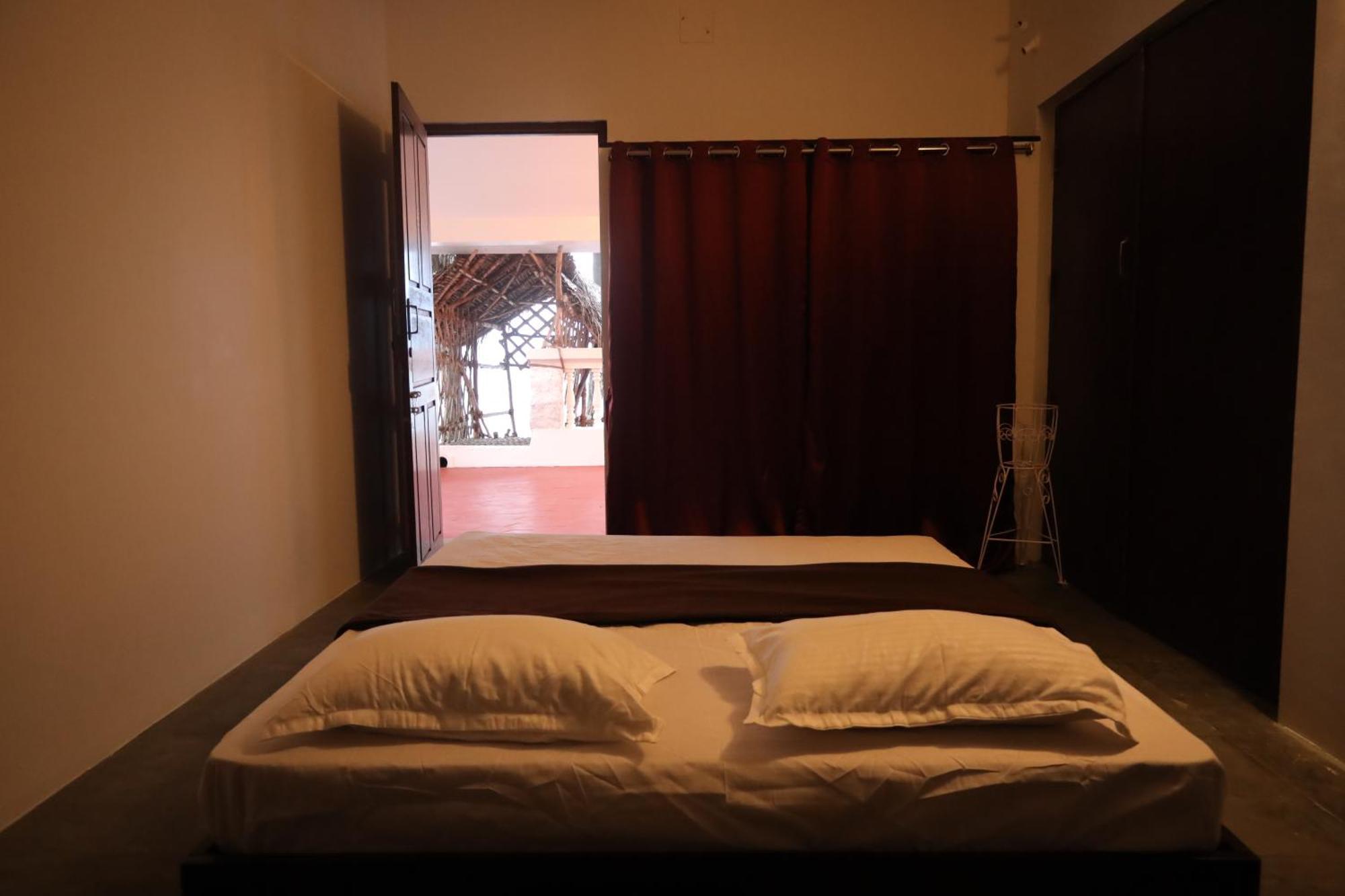 Le Serene Independent Beach Villa Kottakuppam ภายนอก รูปภาพ
